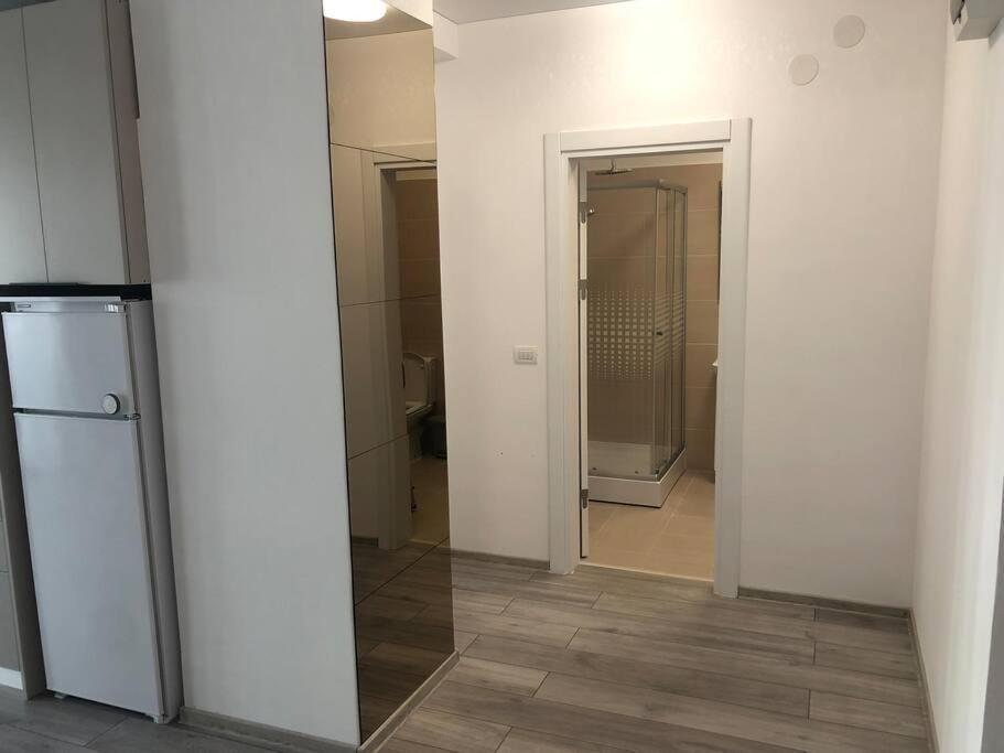 Dxn Luxury Apartment 4 Нэводари Экстерьер фото
